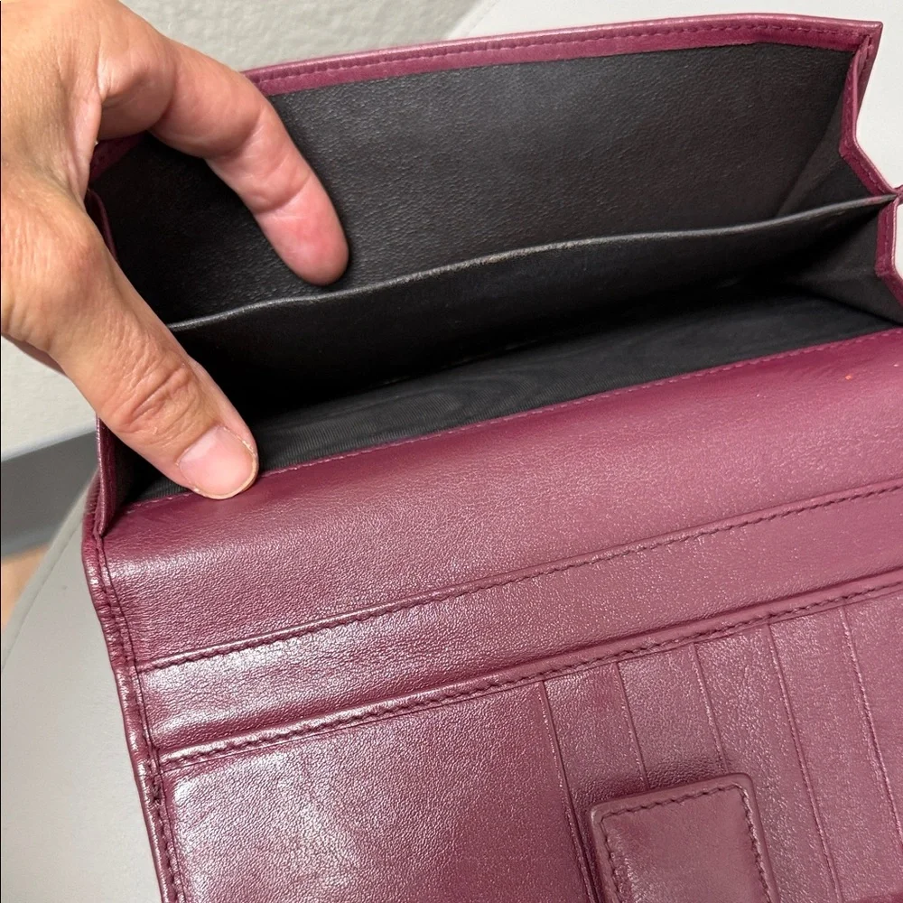 Gucci Tan and burgundy Women's Wallet - Picture 10 of 14